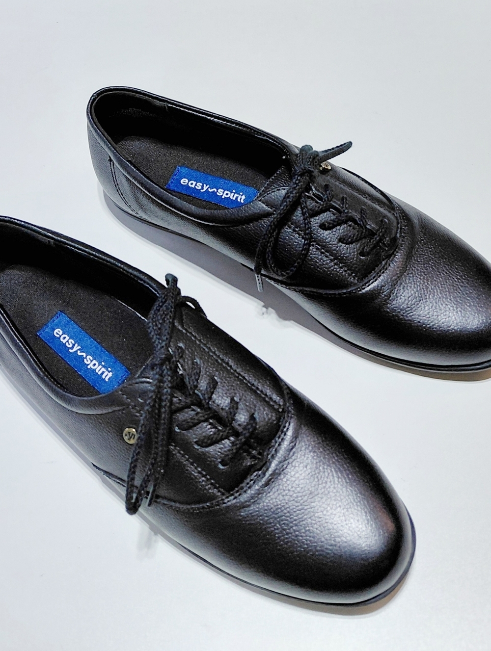 EASY SPIRIT  Women's Motion  Black Lace-Up Leather Oxford Flat Shoe Size 8.5N